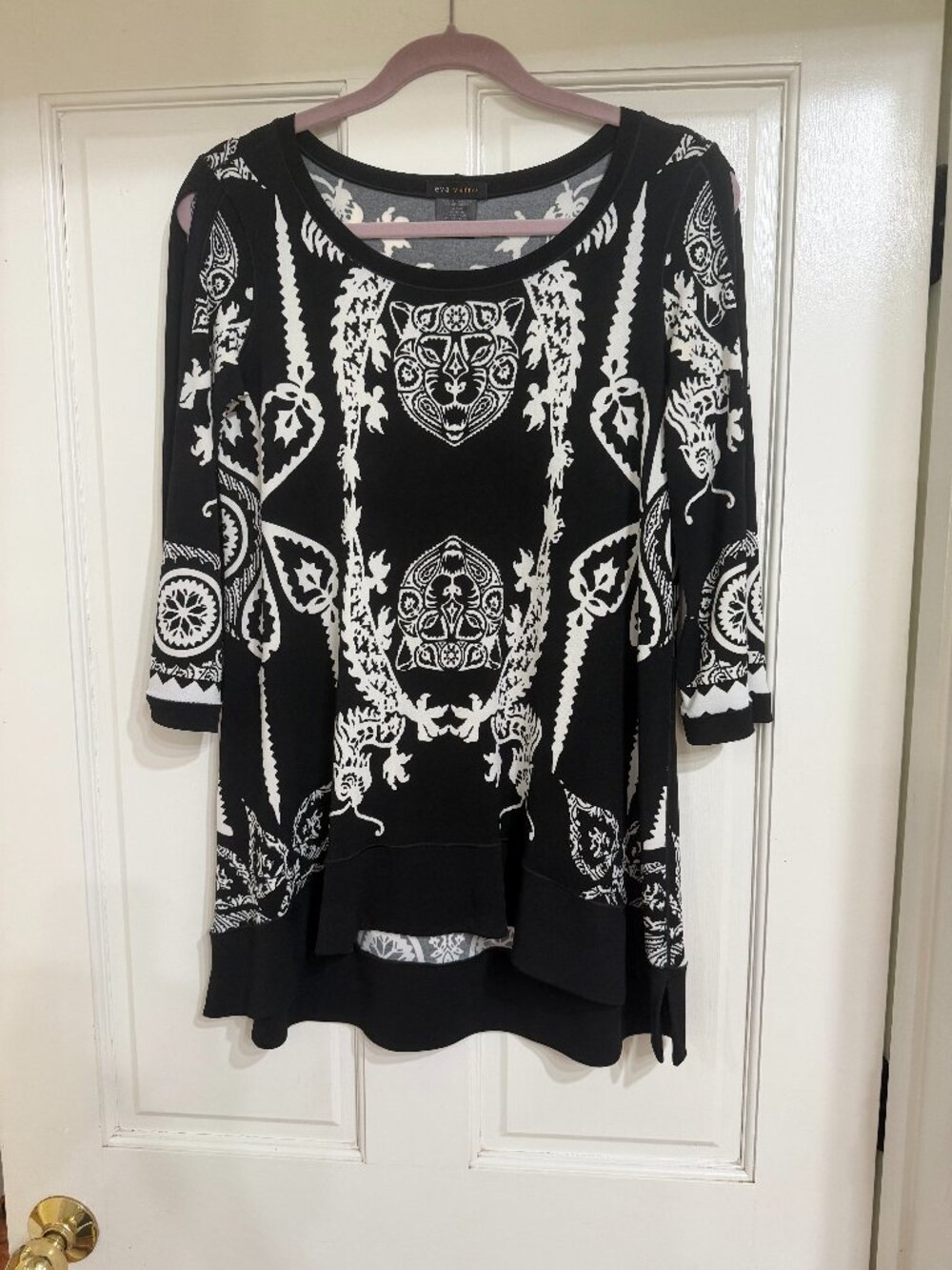 SALE Eva Varro Black and White Tunic Top sz M